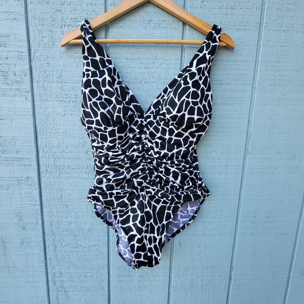 MiracleSuit Safari Ruched V-Neck One-Piece sz 14 Black Ivory Beach Quiet Luxury
